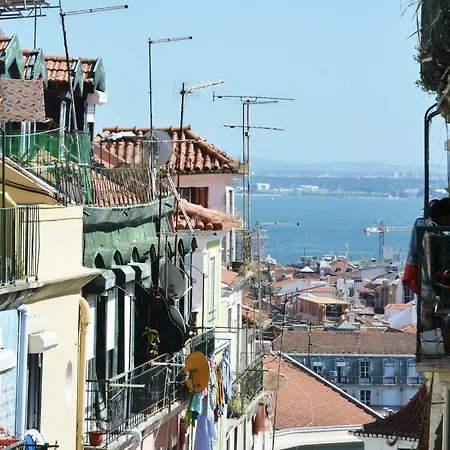 Santana 2 - Checkinhome * Лісабон